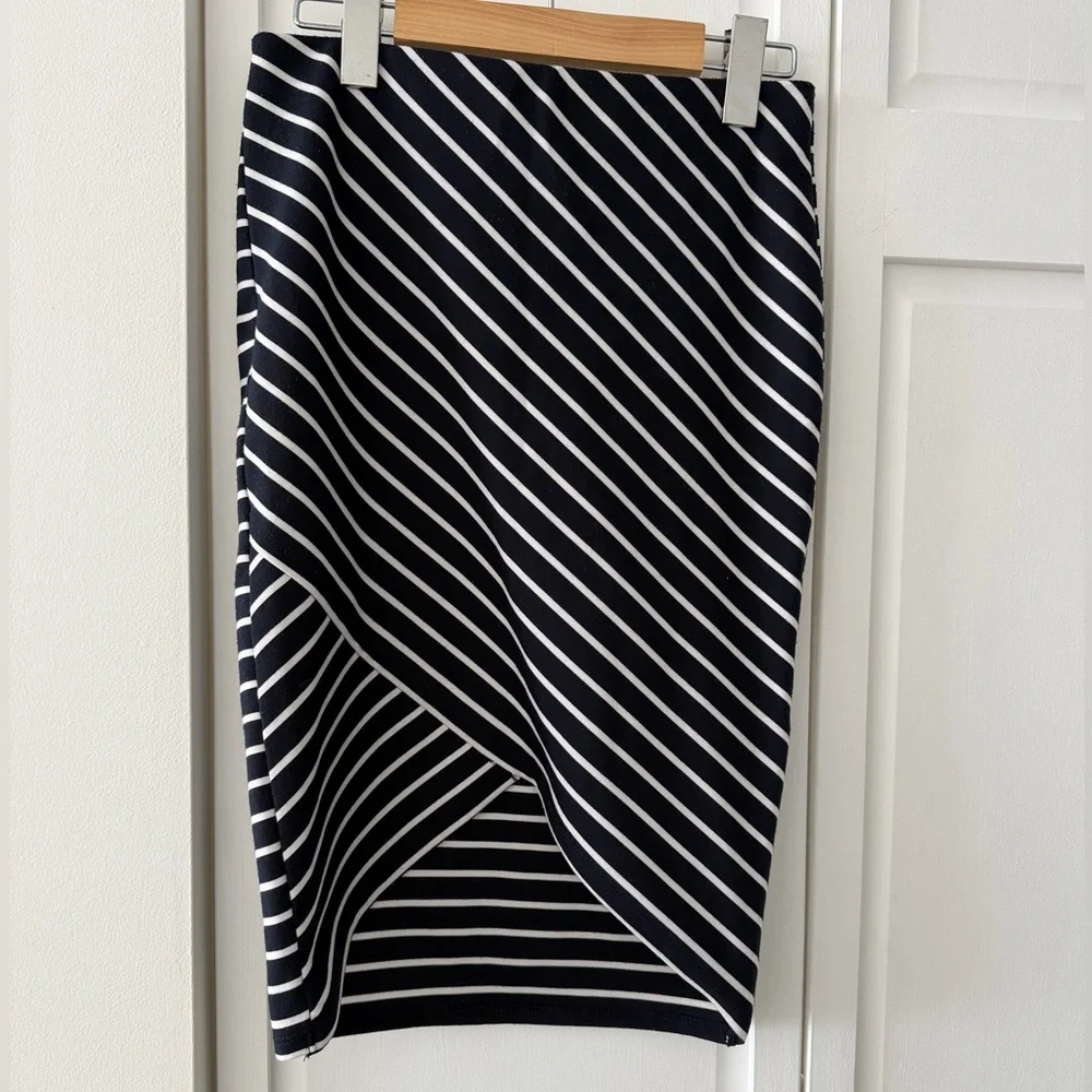 Zara Navy & White Striped Pencil Skirt Wrap Hem Stretch Size S - Picture 4 of 7